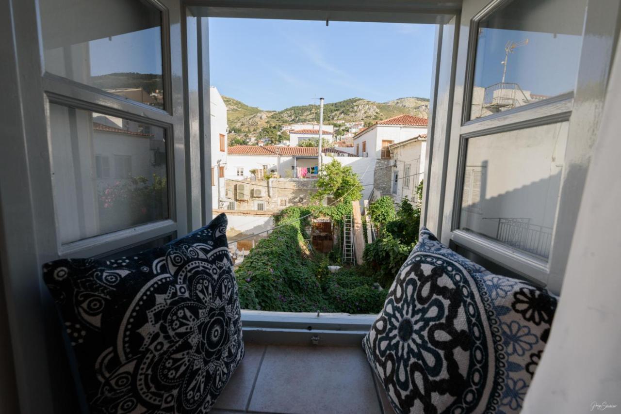 Appartement Astraea à Hydra  Extérieur photo